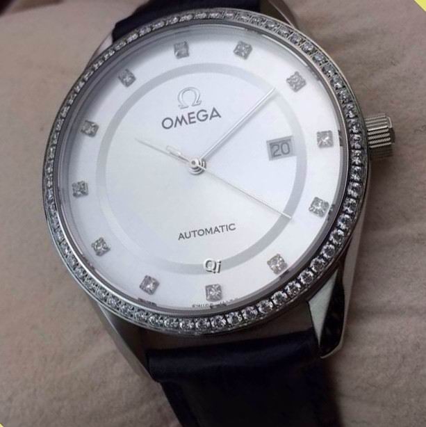 OMEGA Watch 530